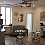 Rial Maison 게스트하우스 3*